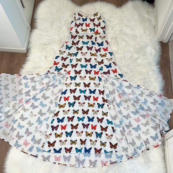 NWOT Show Me Your Mumu Nicole Maxi Dress ~ in Butterflies 🦋 - Picture 7 of 16